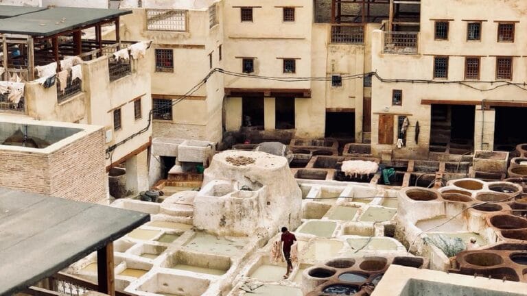 cittaimperiali-concerie-viaggioinmarocco-viaggio-in-marocco-exploramarocco-explora-marocco-viaggidigruppo-viaggi-di-gruppo-tour-marocco