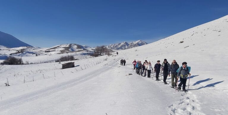 exploranelmondo-trekkingneve-trekkingabruzzo-trekkingdigruppo-viaggiodigruppoabruzzo