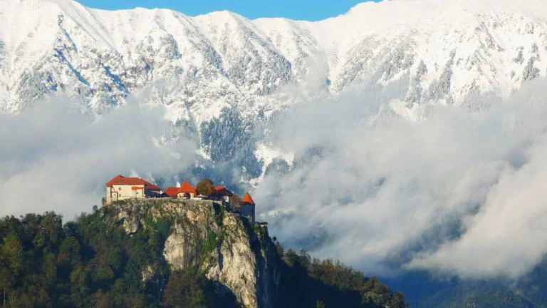 Castello Slovenia trekking in Slovenia con guida ambientale