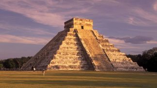 Piramide di Kukulkán a Chichén Itzá, Yucatán, Messico